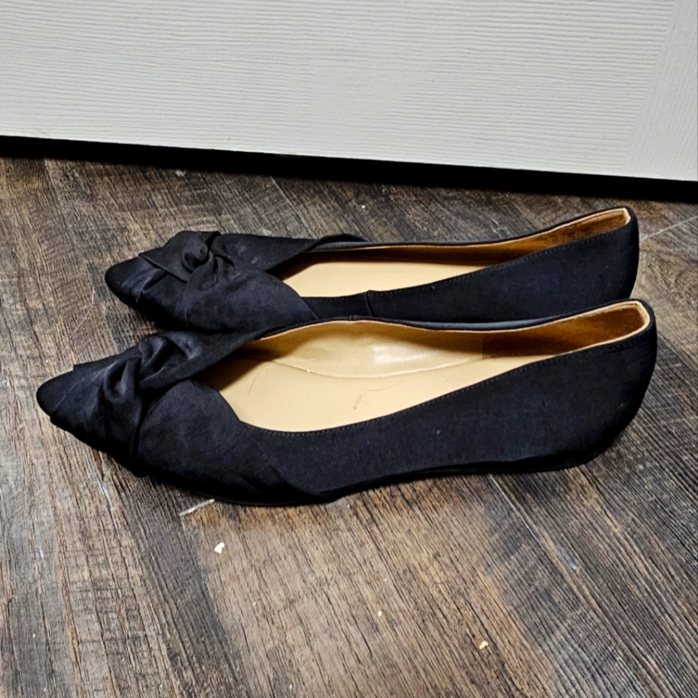 Naturalizer Flats